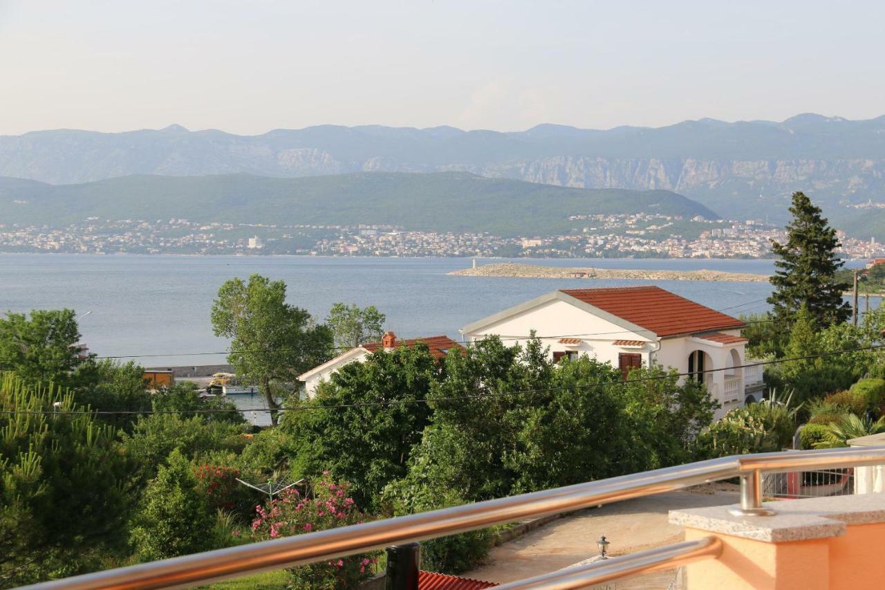 Apartment Dina Šilo Exteriér fotografie